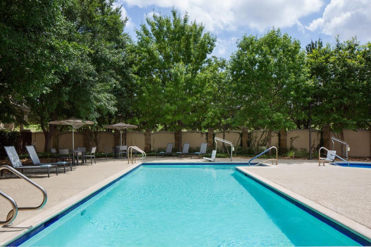 Residence Inn Fort Worth Cultural District Exterior photo